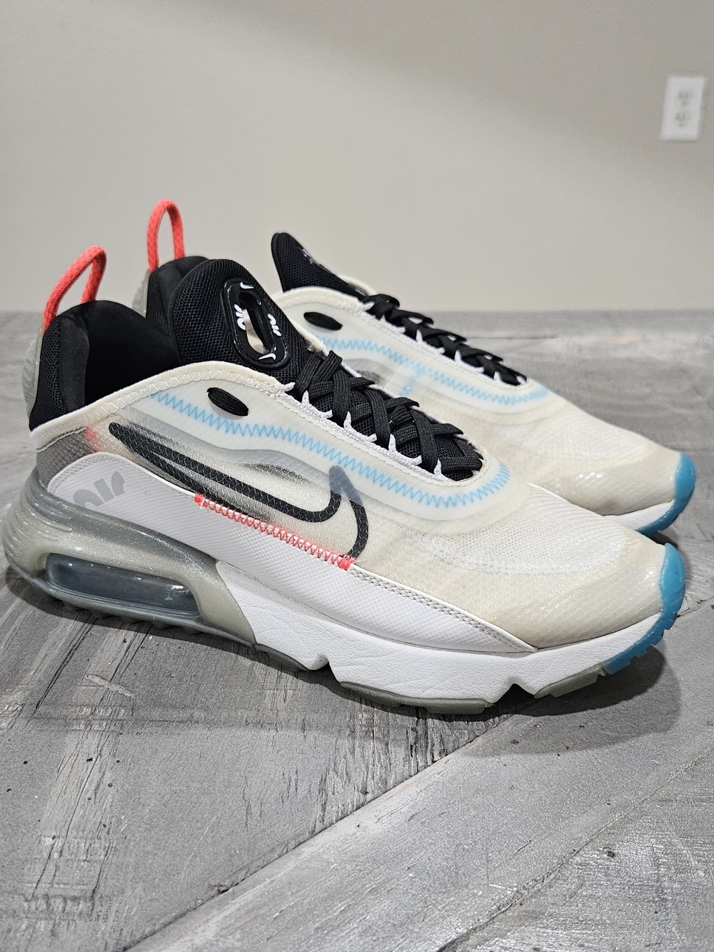 Nike Air Max 2090 Pure Platinum Size 8.5